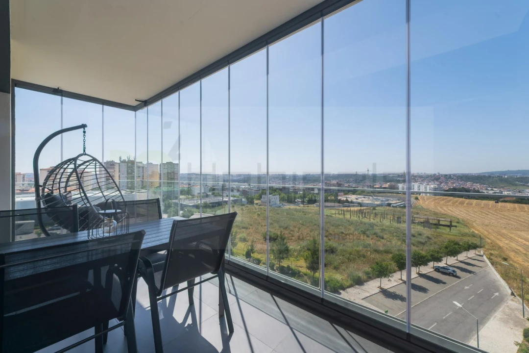 Apartamento T2 para Venda em Pontinha e Famões Foto 19