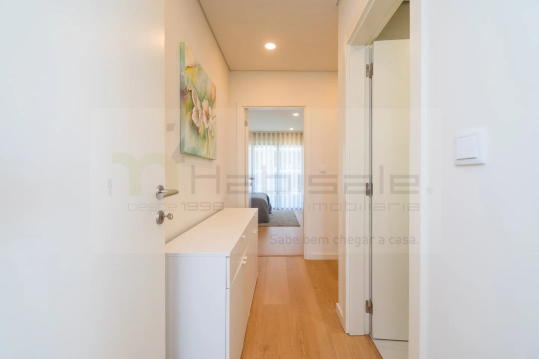 Apartamento T2 para Venda em Pontinha e Famões Foto 21