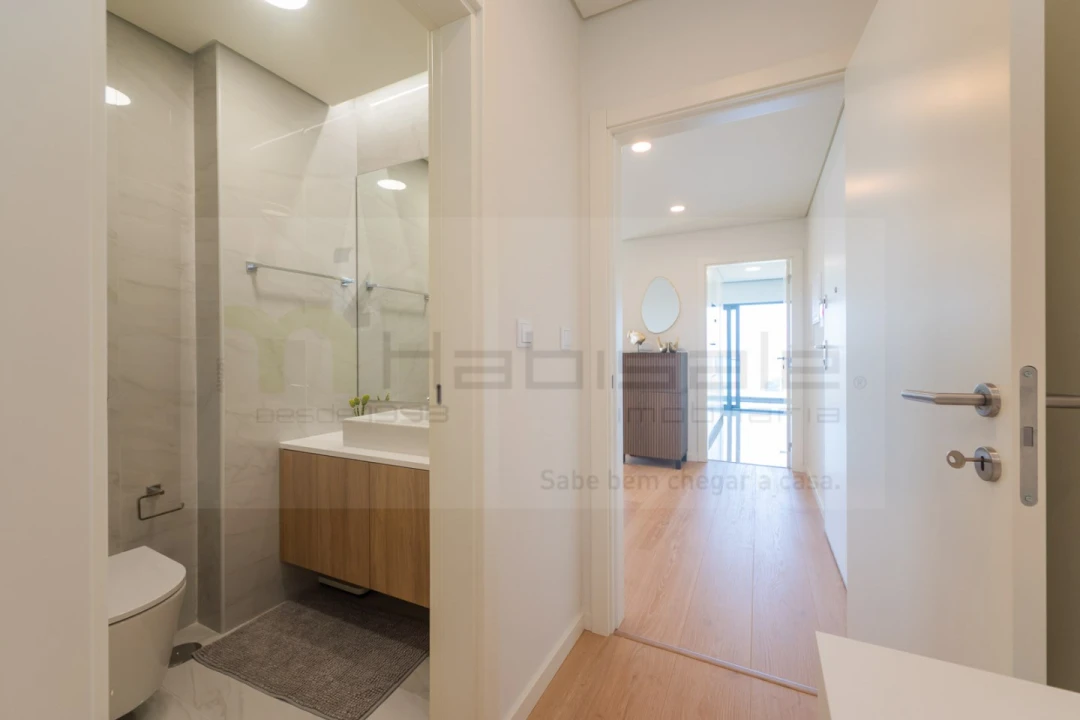 Apartamento T2 para Venda em Pontinha e Famões Foto 22