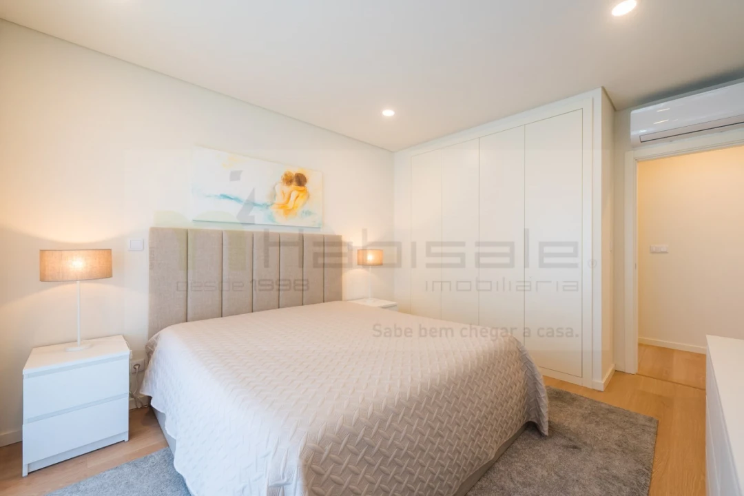Apartamento T2 para Venda em Pontinha e Famões Foto 32
