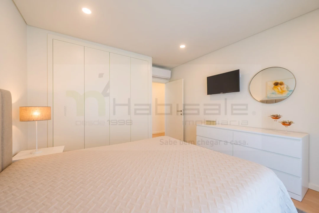 Apartamento T2 para Venda em Pontinha e Famões Foto 33