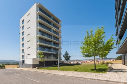 Apartamento T2 para Venda em Pontinha e Famões
