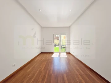 Apartamento T1 para Venda em Camarate, Unhos e Apelação