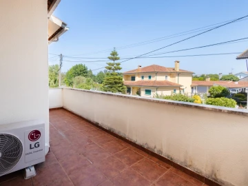 Moradia T4 para Venda em São Martinho do Bispo e Ribeira de Frades