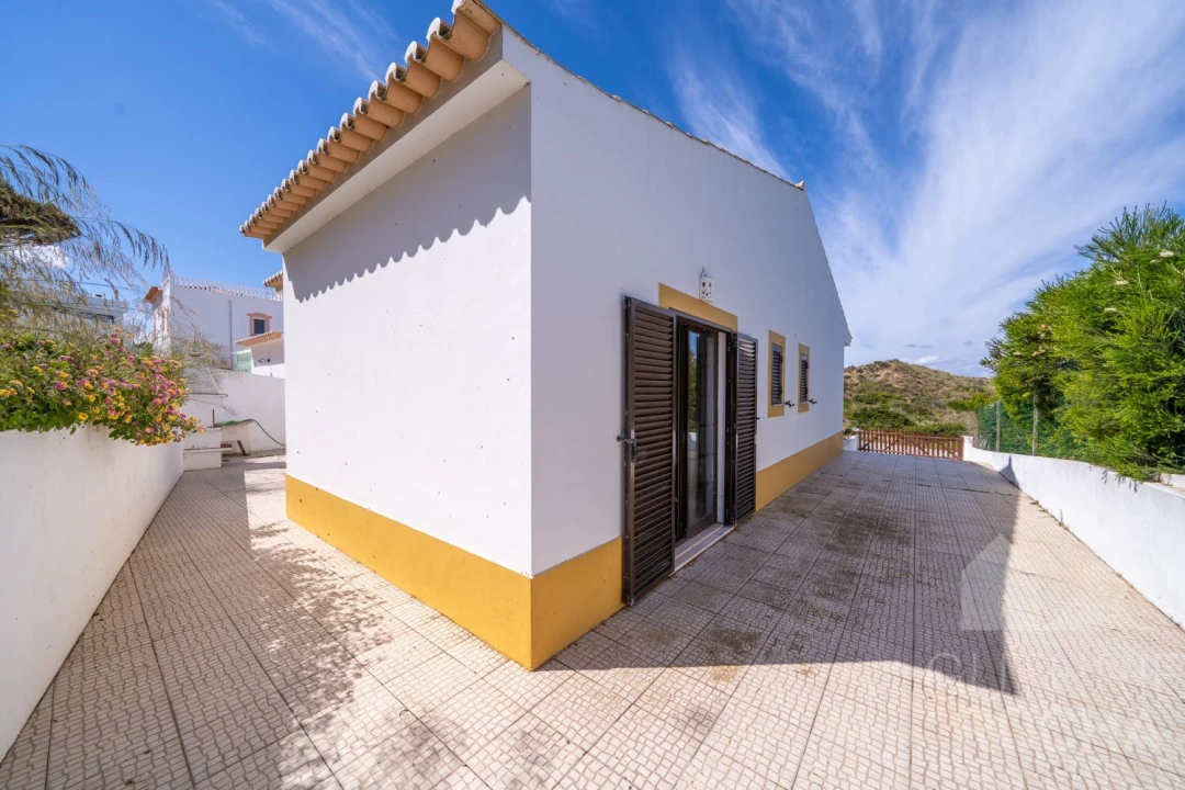Moradia T3 para Venda em Aljezur Foto 6