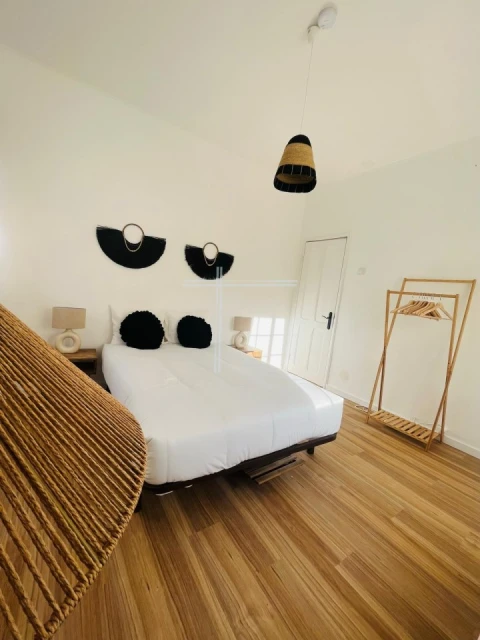 Moradia T8 para Venda em Costa da Caparica