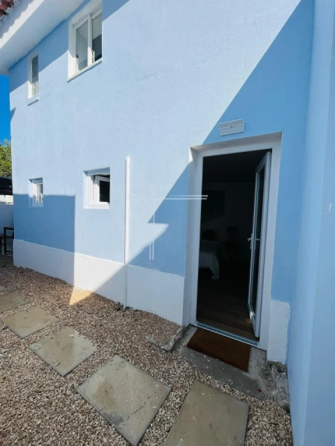 Moradia T8 para Venda em Costa da Caparica