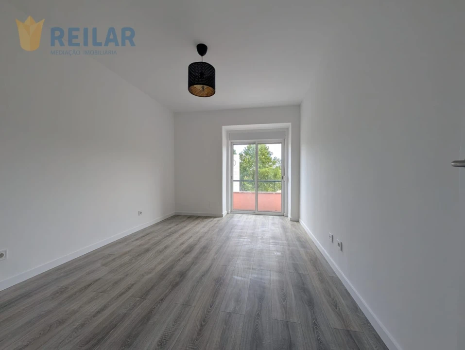 Apartamento T1 para Venda em Moscavide e Portela Foto 3