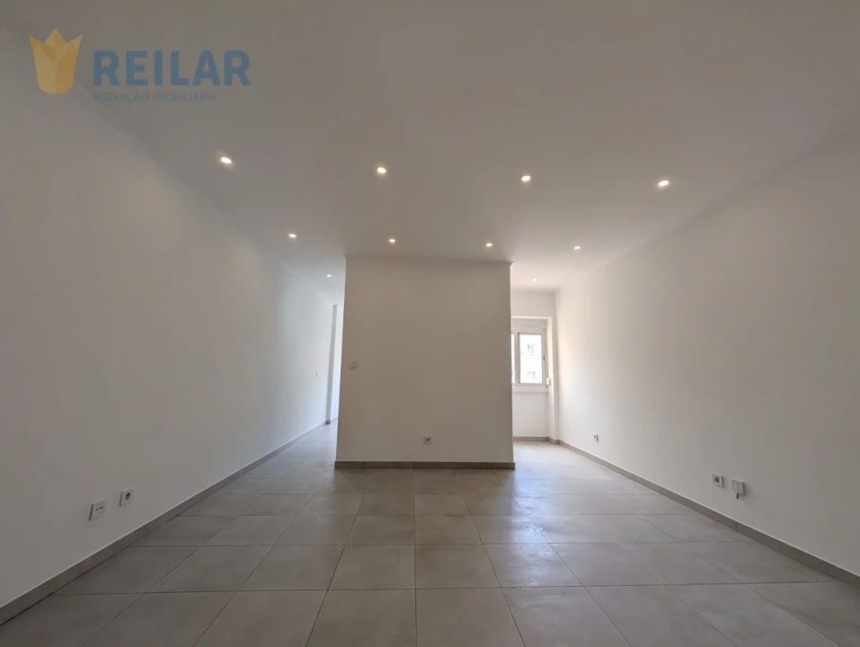 Apartamento T1 para Venda em Moscavide e Portela Foto 5