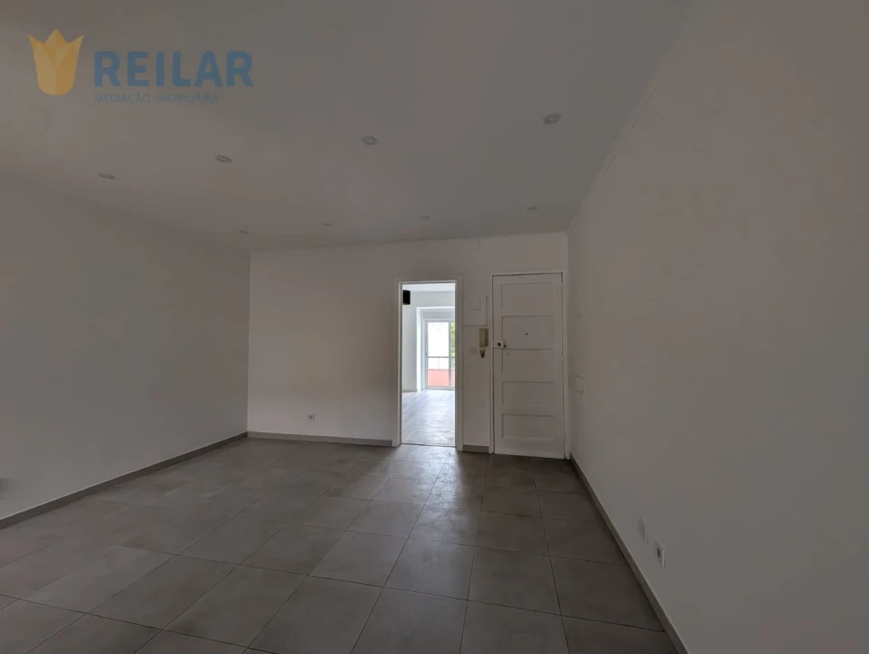 Apartamento T1 para Venda em Moscavide e Portela Foto 6