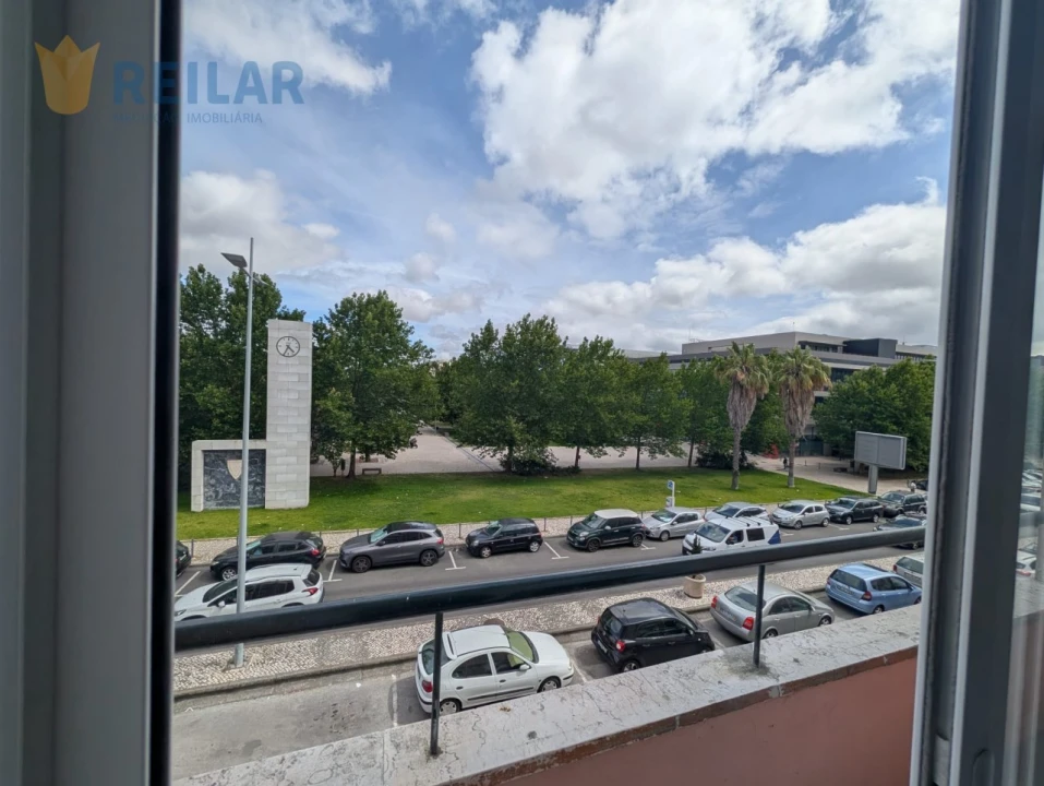 Apartamento T1 para Venda em Moscavide e Portela Foto 14