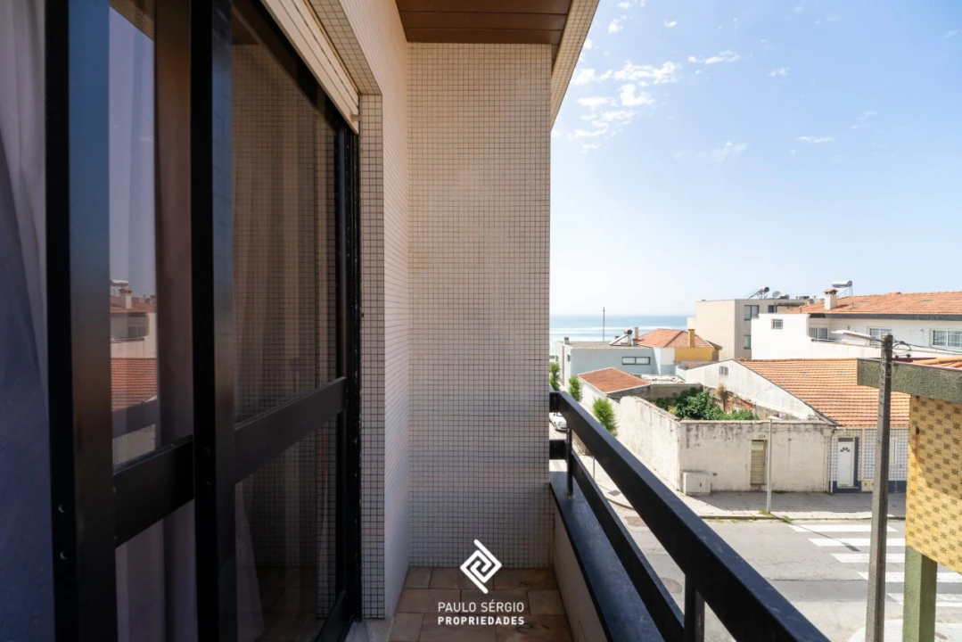 Apartamento T2 para Venda em Espinho Foto 14