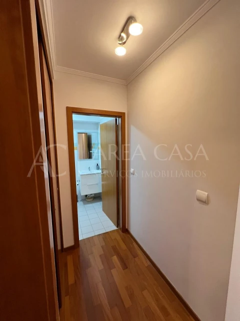 Apartamento T2 para Venda em Santa Cruz