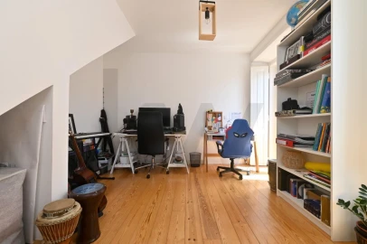 Apartamento T3 para Venda em Algés, Linda-A-Velha e Cruz Quebrada-Dafundo