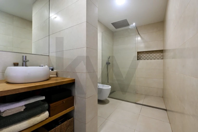 Apartamento T3 para Venda em Algés, Linda-A-Velha e Cruz Quebrada-Dafundo Foto 21