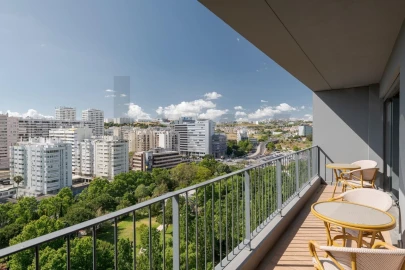 Apartamento T3 para Venda em Algés, Linda-A-Velha e Cruz Quebrada-Dafundo