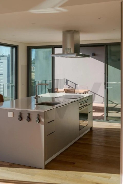 Apartamento T3 para Venda em Algés, Linda-A-Velha e Cruz Quebrada-Dafundo