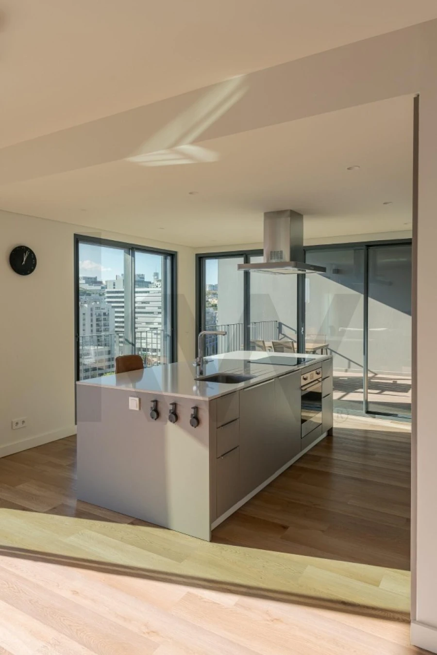 Apartamento T3 para Venda em Algés, Linda-A-Velha e Cruz Quebrada-Dafundo Foto 14