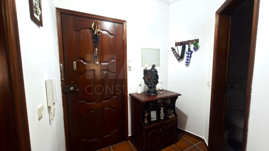 Apartamento T2 para Venda em Peniche Foto 8