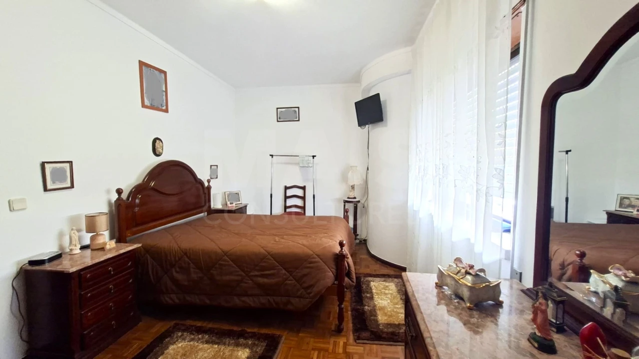 Apartamento T2 para Venda em Peniche Foto 9
