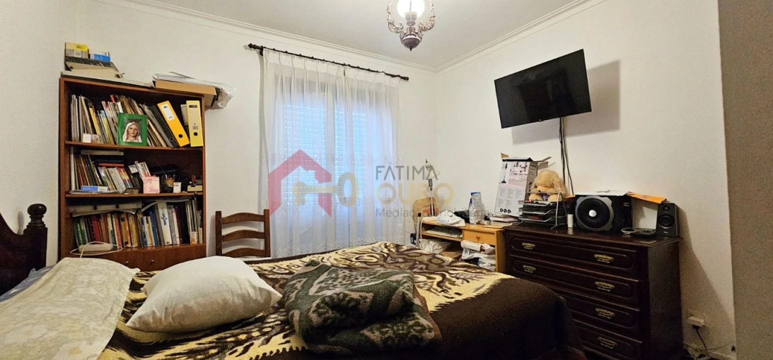 Apartamento T3 para Venda em Sé e São Lourenço Foto 14