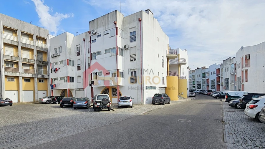 Apartamento T3 para Venda em Sé e São Lourenço