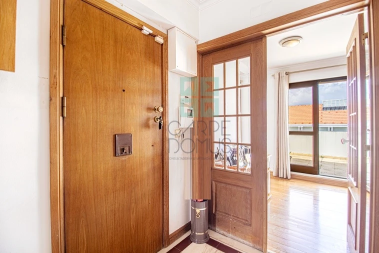 Apartamento T4 para Venda em Alvalade Foto 15