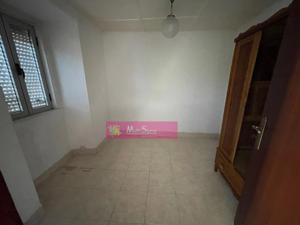 Moradia T4 para Venda em Paialvo Foto 4
