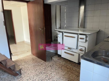 Moradia T4 para Venda em Paialvo