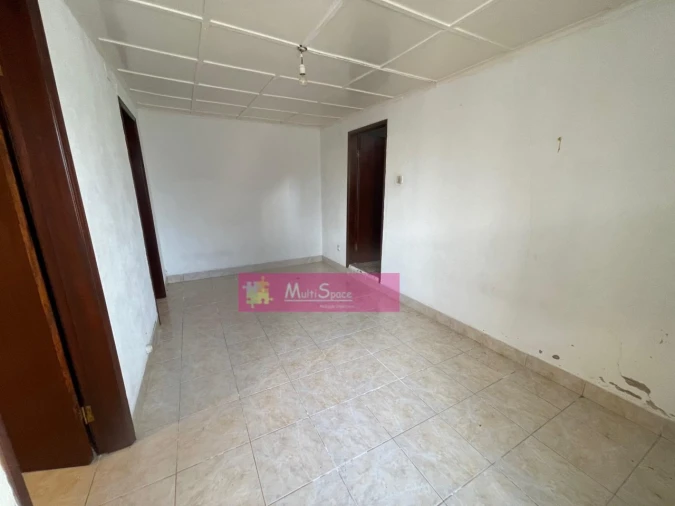 Moradia T4 para Venda em Paialvo Foto 3