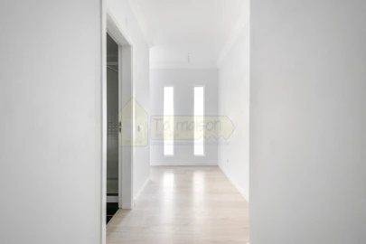 Apartamento T1 para Venda em Faro (Sé e São Pedro)