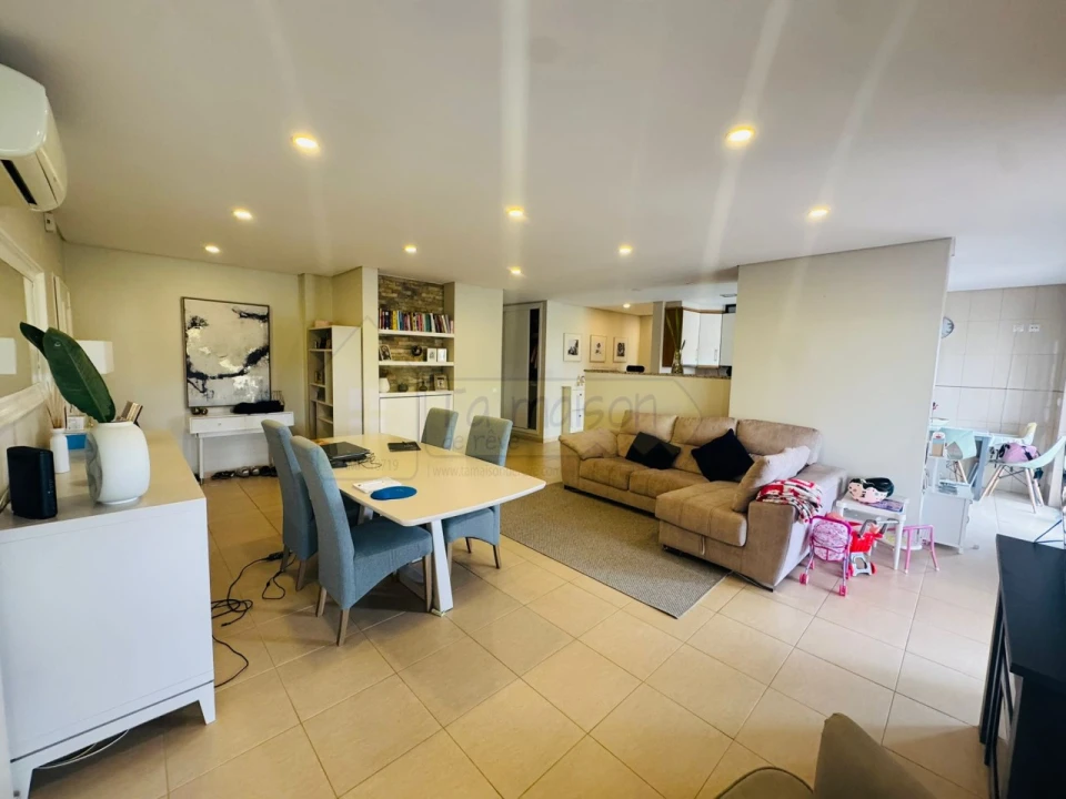 Apartamento T2 para Venda em Pechão Foto 6