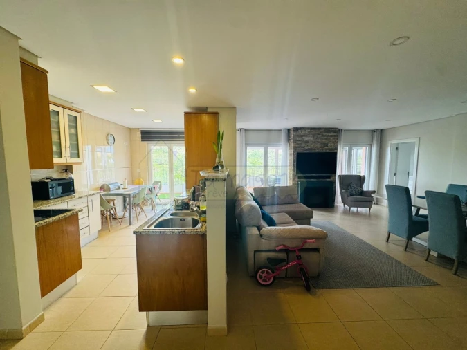 Apartamento T2 para Venda em Pechão Foto 10