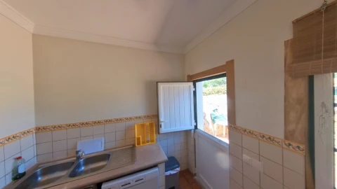 Moradia T4 para Venda em Quarteira