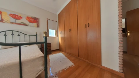 Moradia T4 para Venda em Quarteira