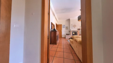 Moradia T4 para Venda em Quarteira