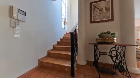 Moradia T4 para Venda em Quarteira