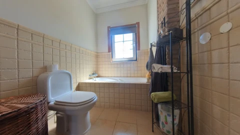 Moradia T4 para Venda em Quarteira
