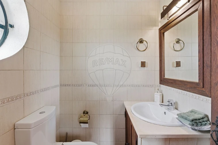 Moradia T5 para Venda em Azeitão (São Lourenço e São Simão) Foto 47