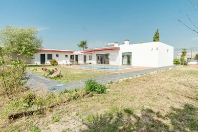 Moradia T5 para Venda em Azeitão (São Lourenço e São Simão)