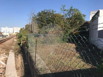 Terreno para Venda em Paços de Brandão