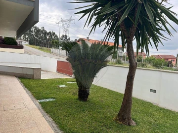 Moradia T3 para Venda em Canedo, Vale e Vila Maior