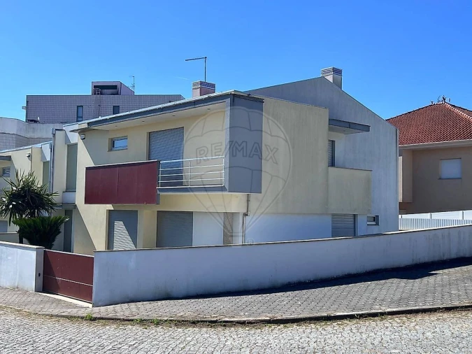 Moradia T3 para Venda em Canedo, Vale e Vila Maior Foto 41