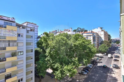 Apartamento T4 para Venda em São Domingos de Benfica