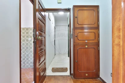 Apartamento T4 para Venda em São Domingos de Benfica