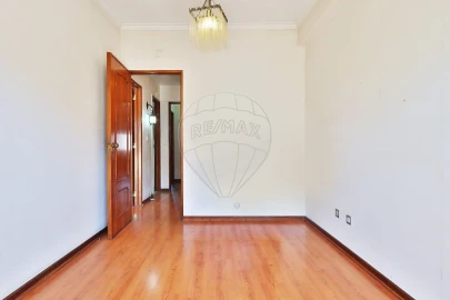 Apartamento T4 para Venda em São Domingos de Benfica