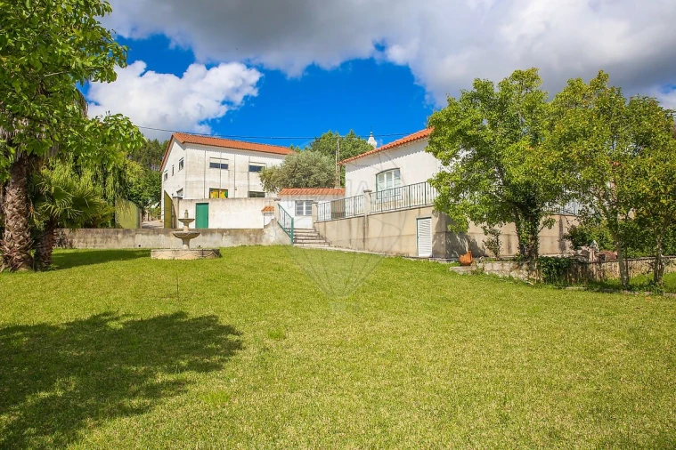 Quinta T
           para Venda em Carvoeira e Carmões Foto 42