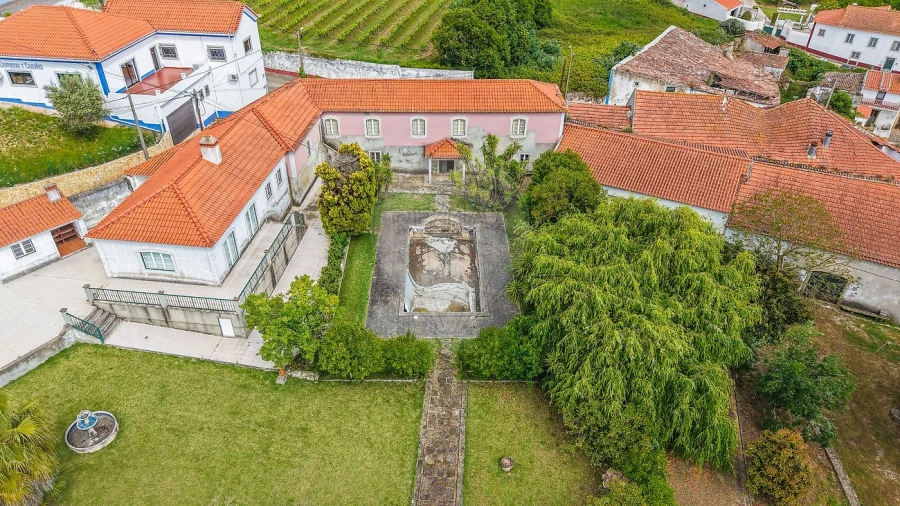 Quinta T
           para Venda em Carvoeira e Carmões Foto 4
