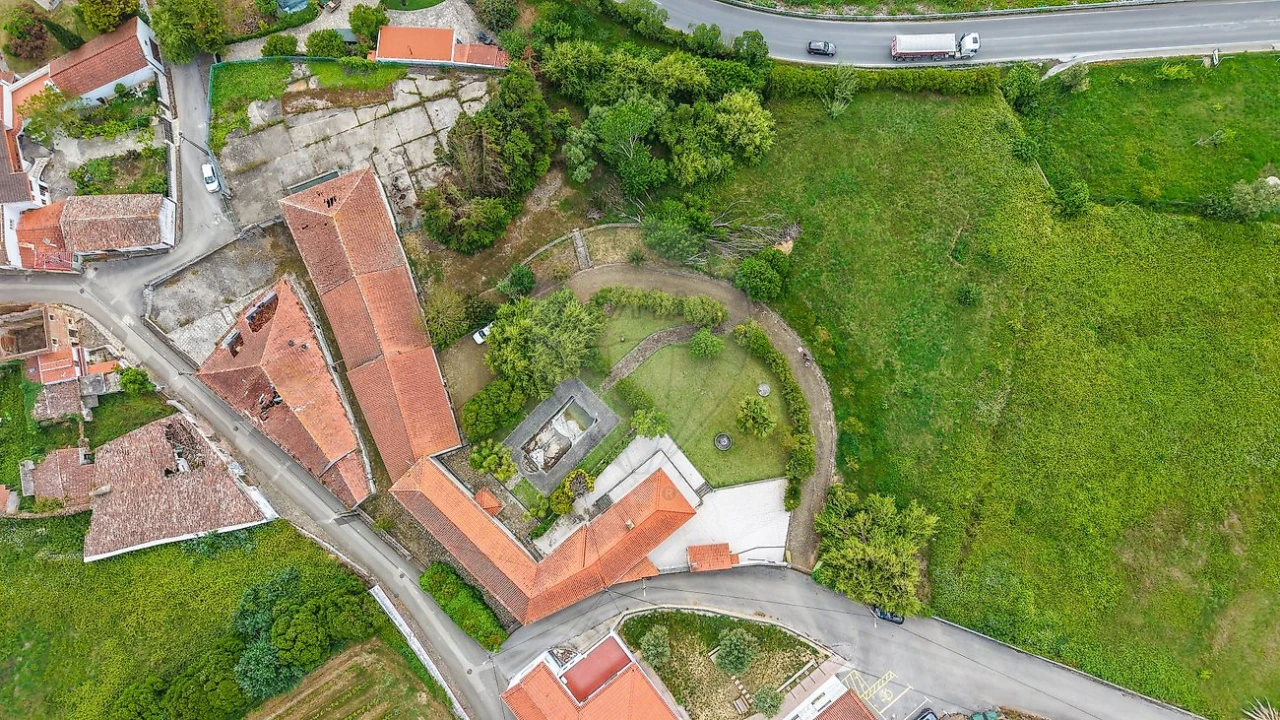 Quinta T
           para Venda em Carvoeira e Carmões Foto 10