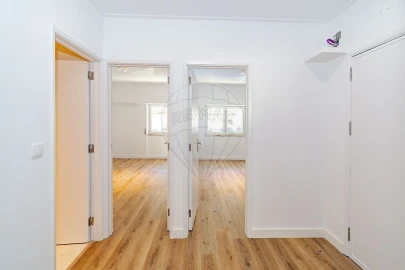 Apartamento T2 para Venda em Santa Iria de Azoia, São João da Talha e Bobadela